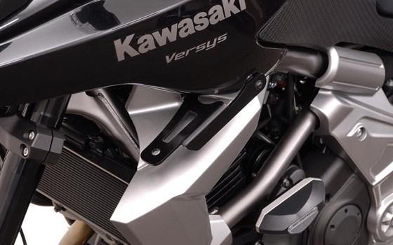 Scheinwerfer-Halter. Schwarz. Kawasaki Versys 650 (09-14). - Bild 4