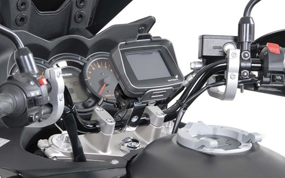 Navi-Halter mit Lenkerklemme. Für Lenker Ø 28 mm. Vibrationsgedämpft. Silbern. - Bild 1