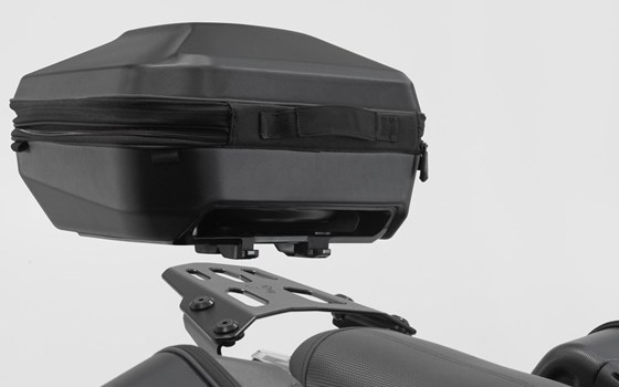 URBAN ABS Topcase-System. Schwarz. KTM 125/390 Duke (-16), 200 Duke (11-). - Bild 1 URBAN ABS Topcase-System. Schwarz. KTM 125/390 Duke (-16), 200 Duke (11-). - Bild 1