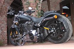 Breitreifenumbau 280er Reifen Harley Davidson Breakout 2014-2016