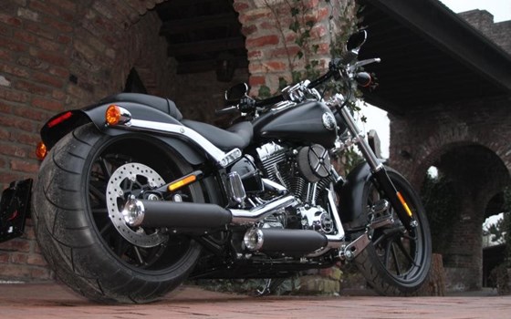 Breitreifenumbau 280er Reifen Harley Davidson Breakout 2014-2016 - Bild 4