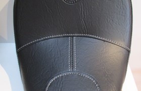 Ledersitz von Indian in Schwarz