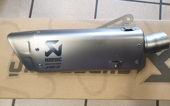Akrapovic Auspuff Yamaha YZF-R1/M - Bild 1