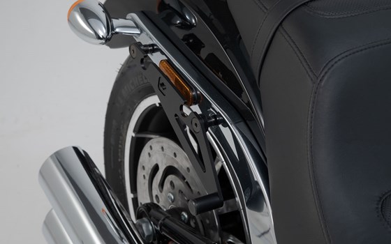 SLH Seitenträger LH1 rechts. Harley-Davids. Softail Low Rider/S (17-). Für LH1. - Bild 3