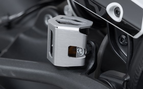 Bremsflüssigkeitsbehälter-Schutz. Silbern. BMW-, Ducati-, KTM-, Husqvarna-Modelle. - Bild 1