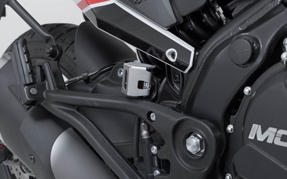 Bremsflüssigkeitsbehälter-Schutz. Silbern. BMW-, Ducati-, KTM-, Husqvarna-Modelle. - Bild 2