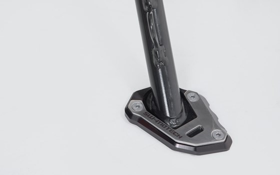 Seitenständerfuß-Verbreiterung. Schwarz/Silbern. KTM- / Husqvarna-Modelle. - Bild 2