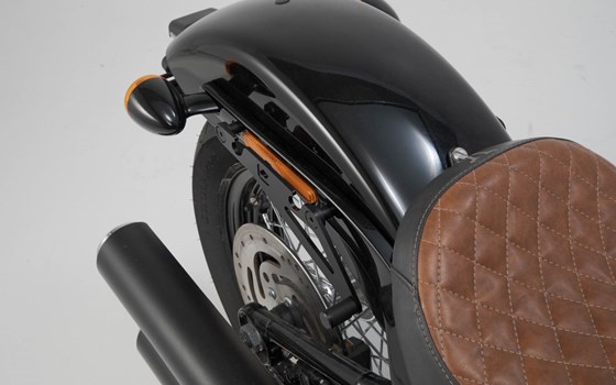 SLH Seitenträger LH1 rechts. Harley-Davidson Street Bob/Slim/Standard. Für LH1. - Bild 3