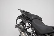PRO Seitenträger. Schwarz. Triumph Tiger 1200 (11-).
