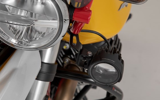 Scheinwerfer-Halter. Schwarz. Moto Guzzi V85 TT (19-23). - Bild 5