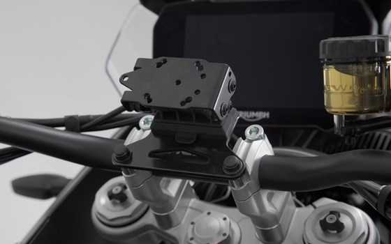 Navi-Halter am Lenker. Schwarz. Honda / Suzuki / Triumph-Modelle. - Bild 1