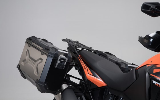 TRAX ADV Alukoffer-System. Schwarz. 45/37 l. KTM 1050/1090/1190 Adv,1290 SAdv - Bild 2 TRAX ADV Alukoffer-System. Schwarz. 45/37 l. KTM 1050/1090/1190 Adv,1290 SAdv - Bild 2