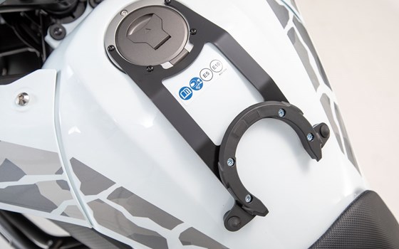 EVO Tankring. Schwarz. Honda CB500X (18-). - Bild 1