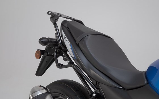 STREET-RACK Gepäckträger. Schwarz. Suzuki SV650 (15-). - Bild 2 STREET-RACK Gepäckträger. Schwarz. Suzuki SV650 (15-). - Bild 2