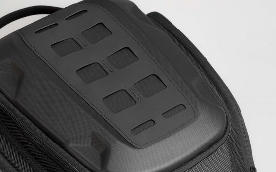 PRO Enduro Riemen-Tankrucksack. 12-15 l. Riemen-Halterung. - Bild 4 PRO Enduro Riemen-Tankrucksack. 12-15 l. Riemen-Halterung. - Bild 4