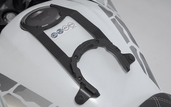 PRO Tankring. Schwarz. Honda CB500X (18-), NX500 (23-). - Bild 2