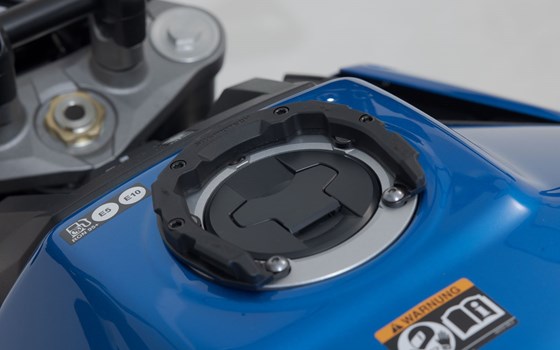 PRO Tankring. Schwarz. Suzuki-Modelle. Für Tank mit 5 Schrauben. - Bild 2