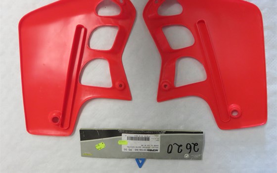 Spoiler Radiatore/rot - Bild 2 Spoiler Radiatore/rot - Bild 2