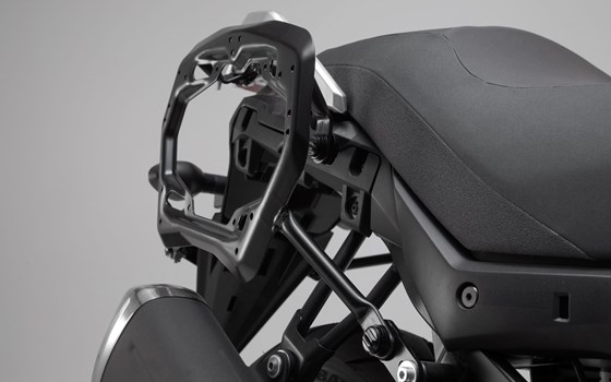 PRO Seitenträger. Schwarz. Suzuki DL 650 (16-). - Bild 2