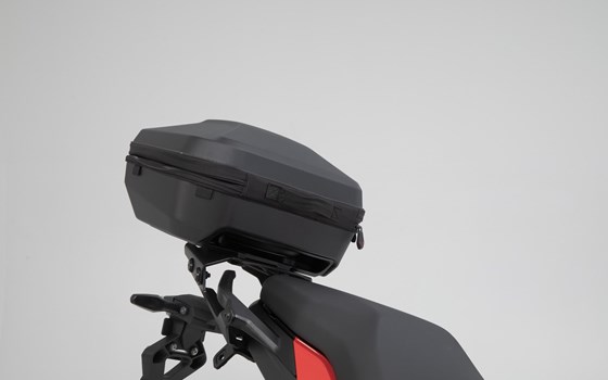 URBAN ABS Topcase-System. Schwarz. BMW F 900 R / XR (19-). - Bild 4