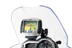 Navi-Halter im Cockpit. Schwarz. Triumph Tiger 800/800 XC, XR (10-17). Navi-Halter im Cockpit. Schwarz. Triumph Tiger 800/800 XC, XR (10-17).