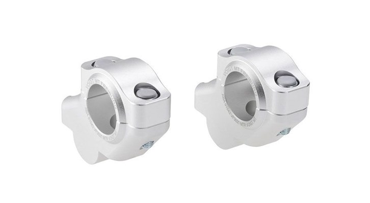 Lenkererhöhung mit Versatz für BMW R1200R (2005-2014) Lenkererhöhung mit Versatz für BMW R1200R (2005-2014)