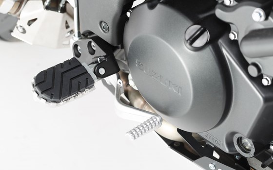 ION Fußrasten-Kit. Silbern. Aprilia-, BMW-, Suzuki- Modelle. - Bild 2