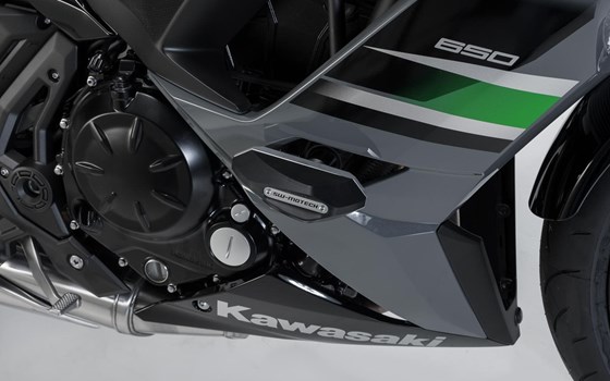 Sturzpad-Kit. Schwarz. Kawasaki Ninja 650 (16-). - Bild 3