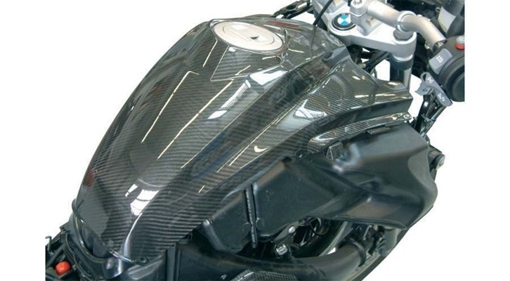 Carbon Tankmittelteil für BMW R1200GS (04-12), R1200GS Adv (05-13) & HP2 Carbon Tankmittelteil für BMW R1200GS (04-12), R1200GS Adv (05-13) & HP2