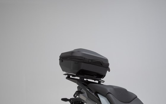 URBAN ABS Topcase-System. Schwarz. BMW F 900 XR (19-) / S 1000 XR (19-). - Bild 4