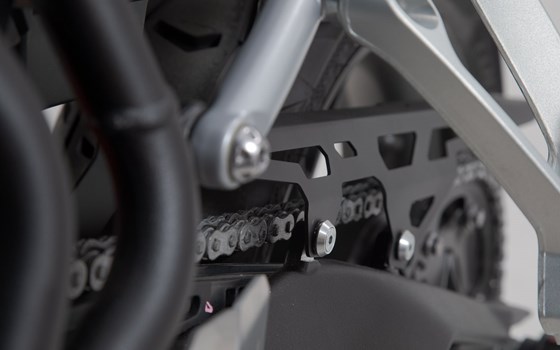 Kettenschutz. Schwarz. Triumph Tiger 900/GT/Rally/Pro. - Bild 4