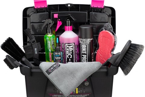 MucOff MUC-OFF REINIGEN-SCHÜTZEN-SCHMIEREN