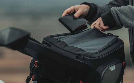 PRO Rearbag Hecktasche. 1680D Ballistic Nylon. Schwarz/Anthrazit. 22-34 l. - Bild 5