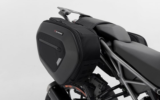 PRO BLAZE H Satteltaschen-Set. Schwarz. KTM 125 / 390 Duke (17-23). - Bild 3