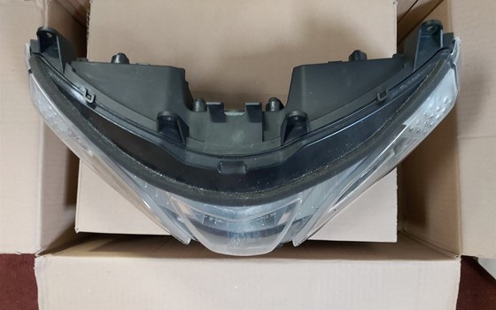 RSV 4 Scheinwerfer gebraucht - Bild 4