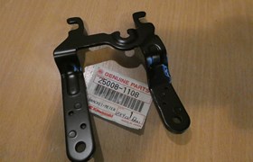 Halter Armature ZX900-A