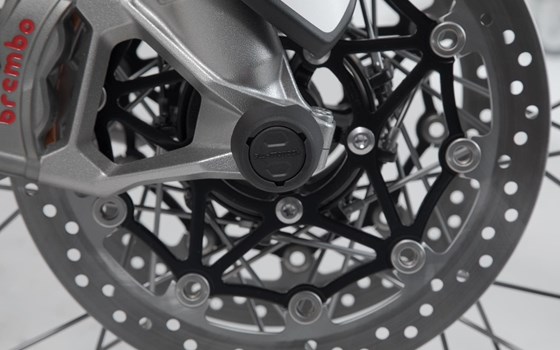 Sturzpad-Kit für Vorderachse. Schwarz. Triumph, Honda, Yamaha Modelle. - Bild 3