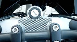 Gabelbrückenschutzpad für BMW R1200GS (04-12), R1200GS Adv (05-13) & HP2