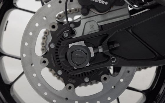 Sturzpad-Kit für Hinterachse. Schwarz. KTM-Modelle, Husqva Svartpilen 801 (24-). - Bild 3