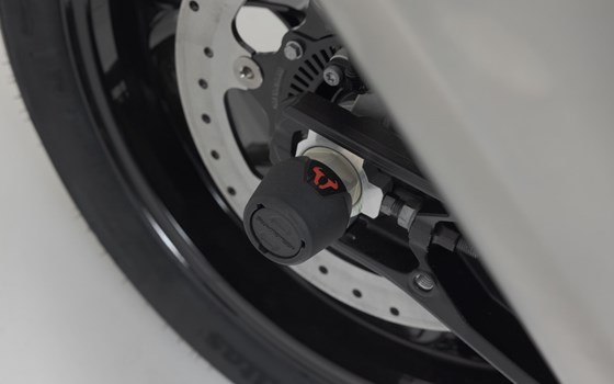 Sturzpad-Kit für Hinterachse. Schwarz. KTM-Modelle, Husqva Svartpilen 801 (24-). - Bild 4