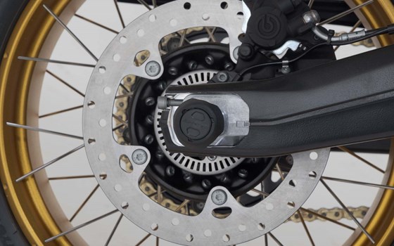 Sturzpad-Kit für Hinterachse. Schwarz. BMW-Modelle, Honda CBR1000RR-R. - Bild 3