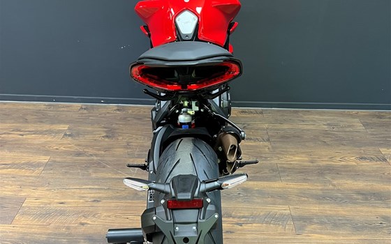 MV Agusta Dragster 800 R 2023 - Bild 9