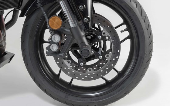 Sturzpad-Kit für Vorderachse. Schwarz. Yamaha MT-09/SP, XSR900, XT1200Z. - Bild 2 Sturzpad-Kit für Vorderachse. Schwarz. Yamaha MT-09/SP, XSR900, XT1200Z. - Bild 2
