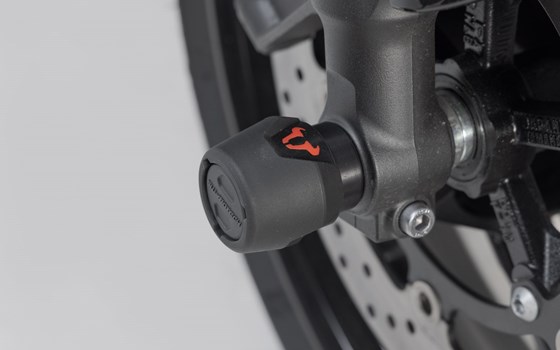 Sturzpad-Kit für Vorderachse. Schwarz. Yamaha MT-09/SP, XSR900, XT1200Z. - Bild 4 Sturzpad-Kit für Vorderachse. Schwarz. Yamaha MT-09/SP, XSR900, XT1200Z. - Bild 4