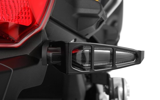 Blinkerschutzbügel für LED-Multifunktionsblinker langer Sockel - schwarz - Satz - Bild 2 Blinkerschutzbügel für LED-Multifunktionsblinker langer Sockel - schwarz - Satz - Bild 2