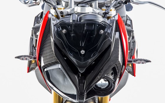 Ilmberger Lampenverkleidung - carbon - glänzend - einteilig - Bild 3 Ilmberger Lampenverkleidung - carbon - glänzend - einteilig - Bild 3