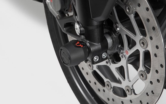 Sturzpad-Kit für Vorderachse. Schwarz. Kawasaki Z900 (16-), Z900 SE (20-). - Bild 4