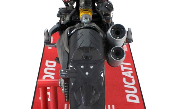 Motorradteppich, Ducati, rot, 191cm x 81cm um 69,00 EUR - 1000PS Shop -  Freizeit-Bekleidung