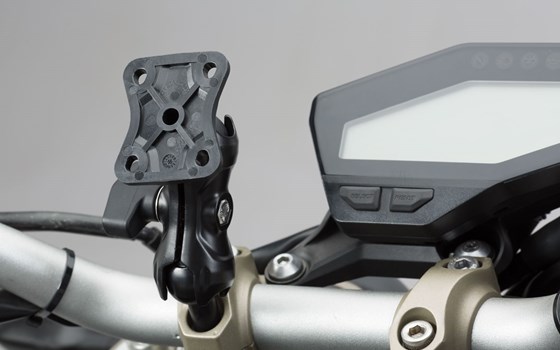 Navi-Halter für M8-Gewinde. 1"" Kugel mit M8-Schraube/Klemmarm/Navi-Aufnahme. - Bild 2