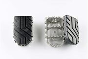 ION Fußrasten-Kit. Ducati Modelle / Benelli TRK 502 X (18-).